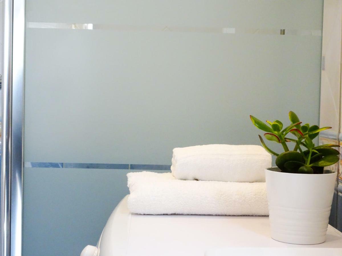 Apartment Duquesa De Espana 토레몰리노스 외부 사진
